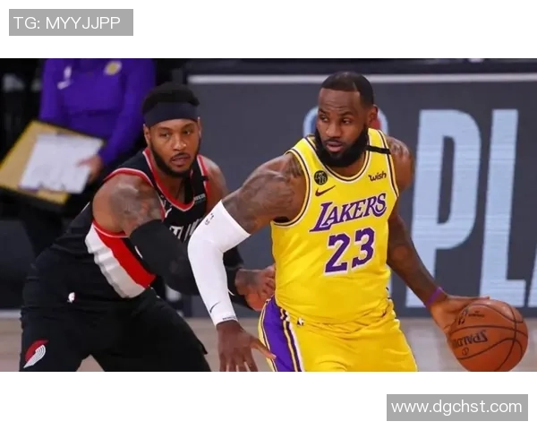 湖人火箭抢七大战激战正酣谁能晋级季后赛的巅峰对决