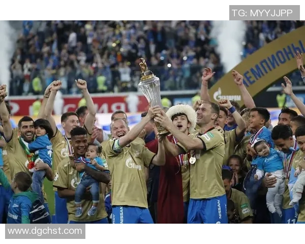 巴伦西亚与圣彼得堡泽尼特激战在即谁能在欧战中笑到最后 巴伦西亚与圣彼得堡泽尼特激战在即谁能在欧战中笑到最后